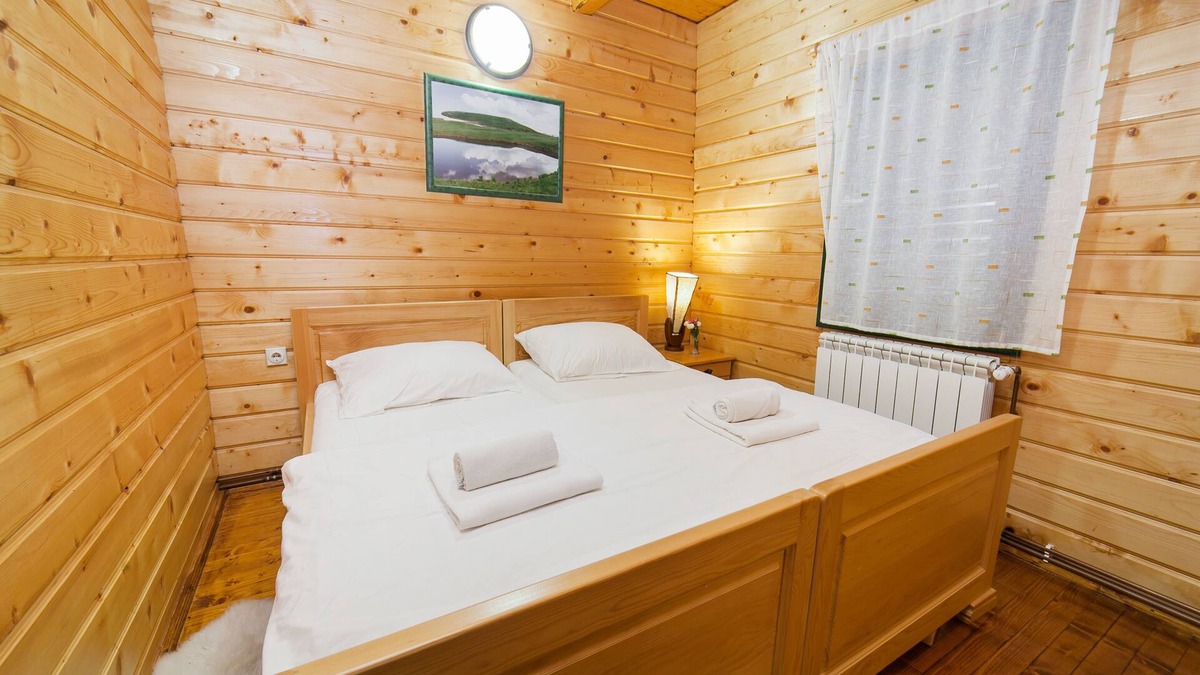 Mojkovac Hotel | Hotel Gacka - Two-Bedroom Cottage with Balcony