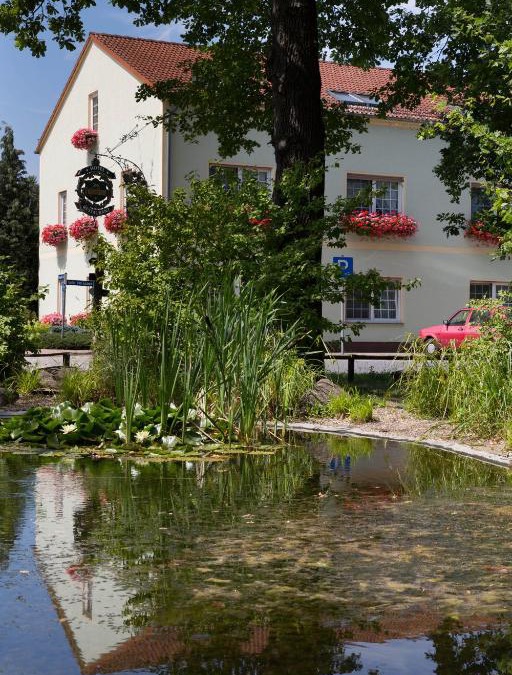 Kolzenburg Hotel | Hotel & Gasthaus Zum Eichenkranz