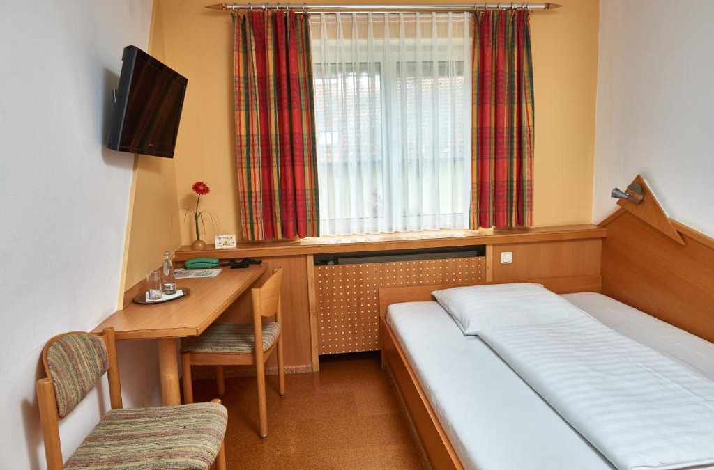 Obertraubling House | Hotel Gasthof Stocker