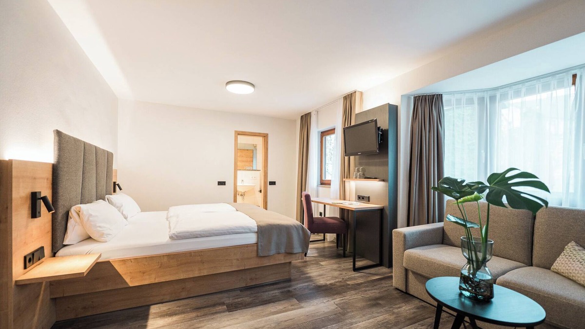 Ihringen House | Hotel Goldener Engel