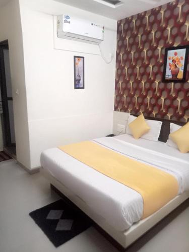 Ahmedabad Hotel | Hotel Gopi Palace