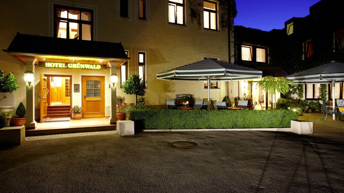 Aubing Hotel | Hotel Gruenwald