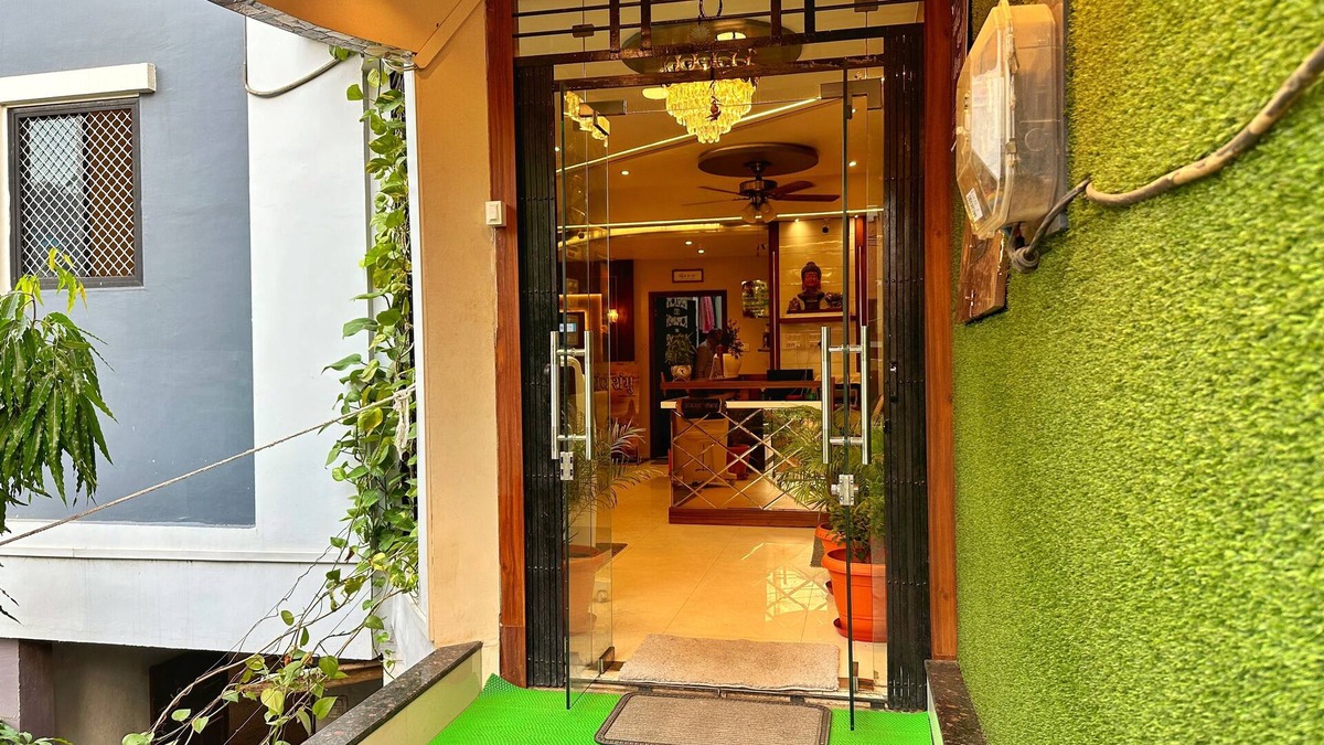 Omkareshwar Hotel | Hotel Gurukripa Inn