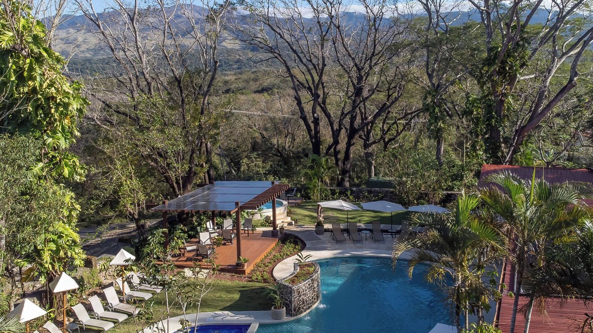 Curubande Hotel | Hotel Hacienda Guachipelin