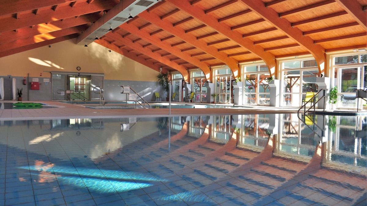 Zsorifurdo Hotel | Hotel Hajnal
