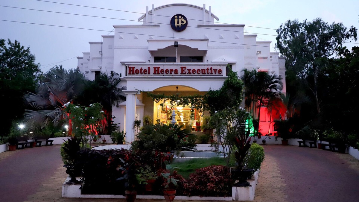 Nandurbar Hotel | Hotel Heera Excutive