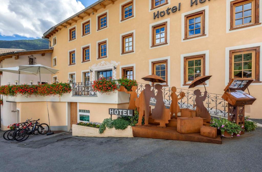 Santa Maria Val Muestair Hotel | Hotel Helvetia