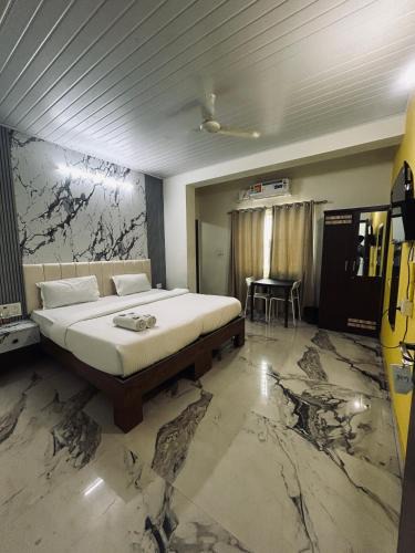 Adyar Apartment | Hotel Heraa Inn