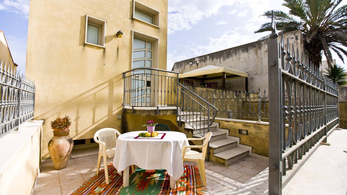 Paparella Hotel | Hotel History