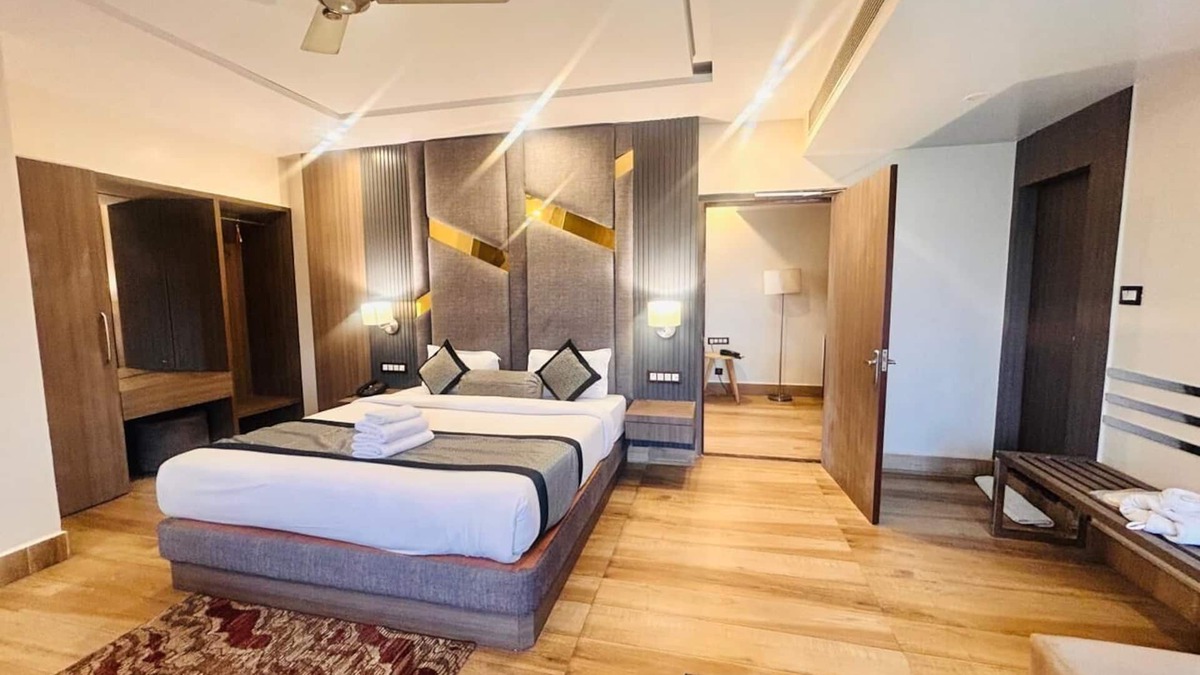 Purnia Hotel | Hotel Holiday international