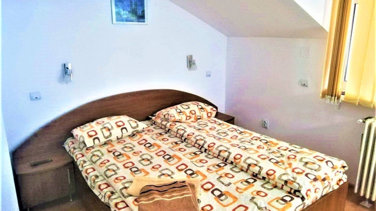 Busteni Hotel | HOTEL HOUSE BRAN 33 (* stars) STRADA GARII 2B BUSTENI