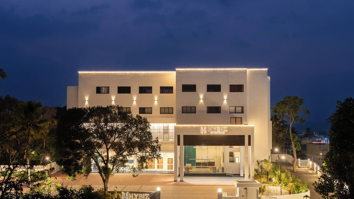 Anchal Hotel | Hotel Hybiz by Darshan