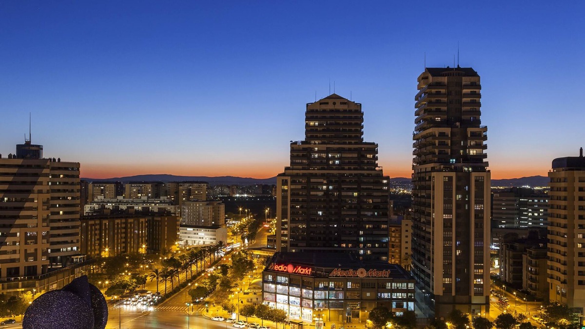 Benicalap Hotel | Hotel ILUNION Valencia 3