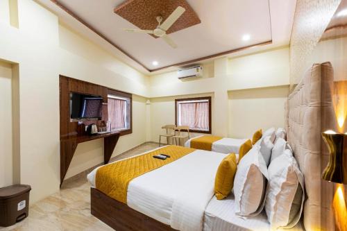 Grant Road Hotel | Hotel Imperial inn