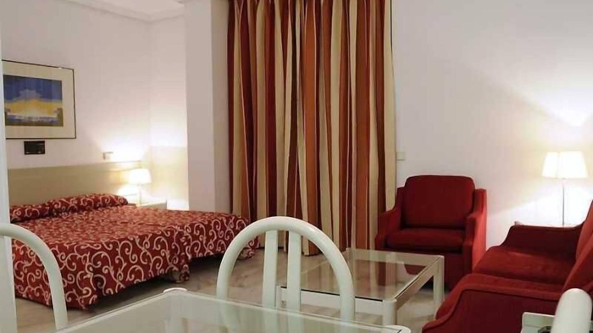Mairena del Aljarafe Hotel | Hotel In Mairena Del Aljarafe With Other, Tv, Parking