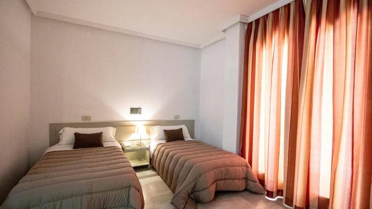Mairena del Aljarafe Hotel | Hotel In Mairena Del Aljarafe With Other, Tv, Parking