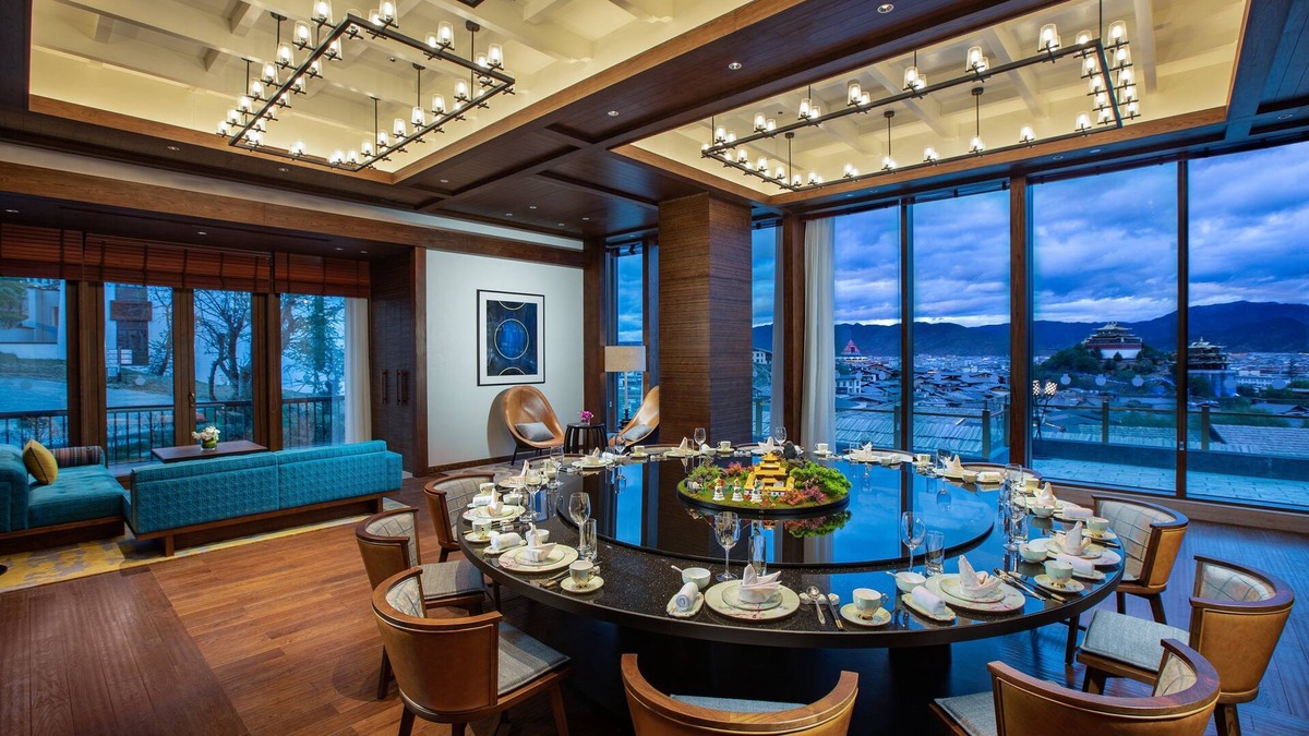 Shangri-La Hotel | Hotel Indigo Diqing Moonlight City by IHG