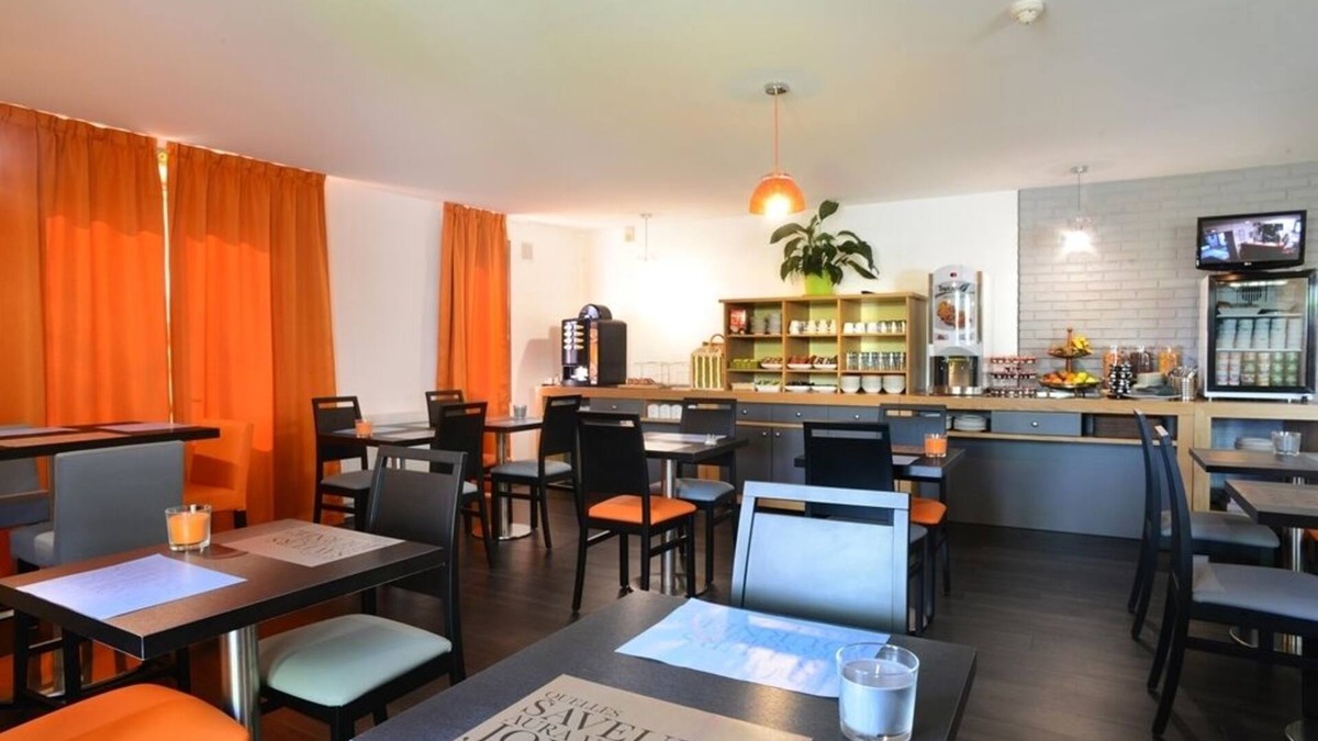 Quetigny Hotel | Hotel Inn Dijon-Quetigny
