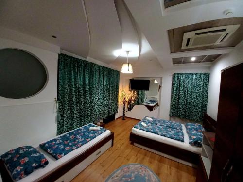Mali Radic Hotel | Hotel Irish