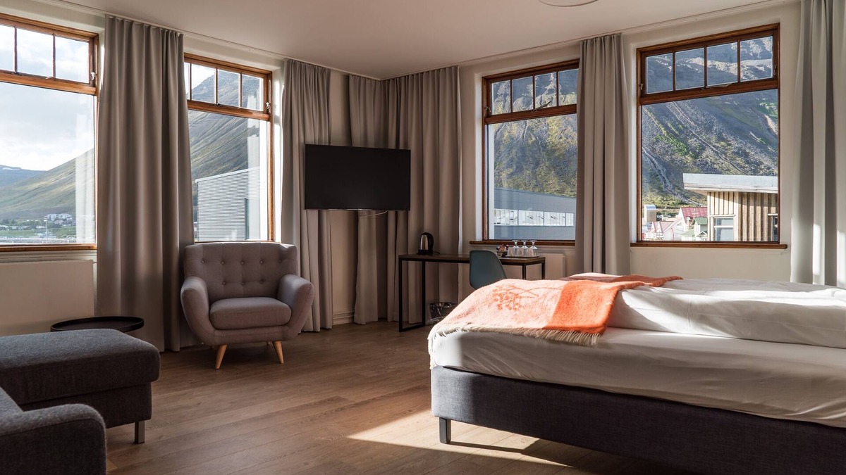 Isafjordur Hotel | Hotel Isafjordur Horn