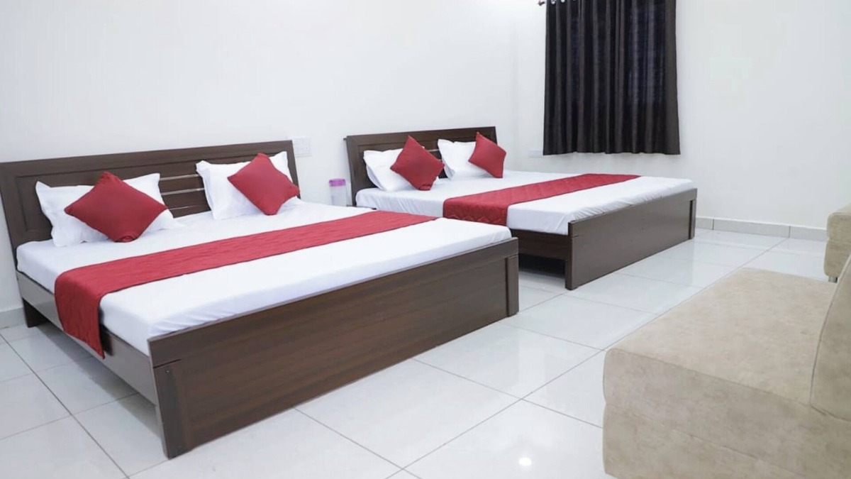 Ujjain Hotel | Hotel J-Laxmi Palace