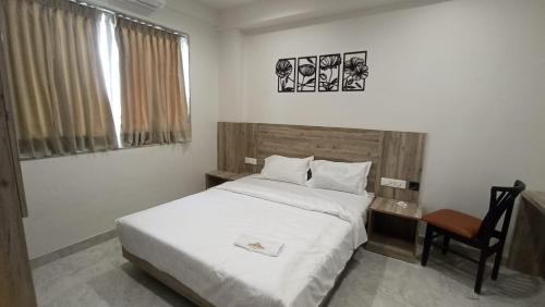 Solapur Hotel | Hotel Jay Palace Inn