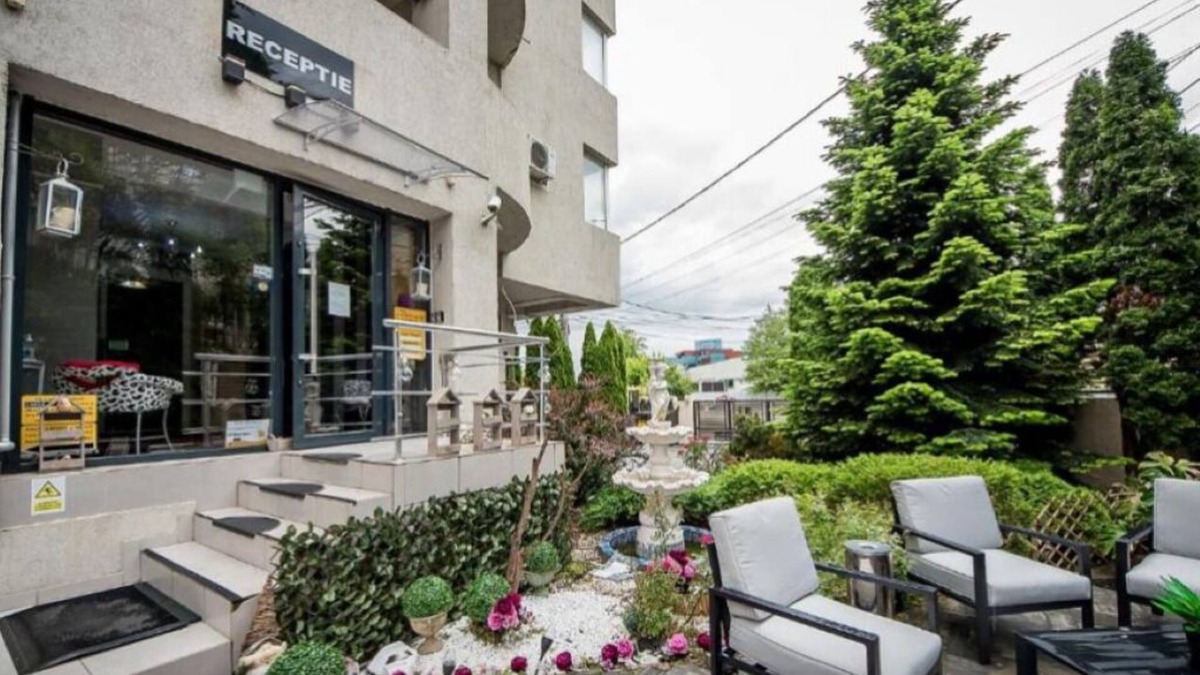 Galati Apartment | Hotel Jolie Apartments - Large Two-Bedroom Apartment