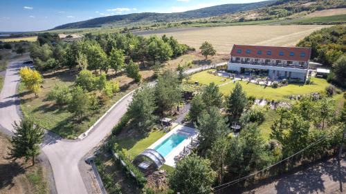Hercegkut Hotel | Hotel Kőporos Hercegkút