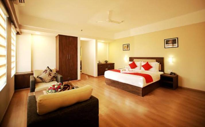 Kalady Hotel | Hotel kadambari