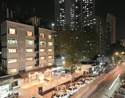 Grant Road Hotel | Hotel Kalpana Palace, Mumbai