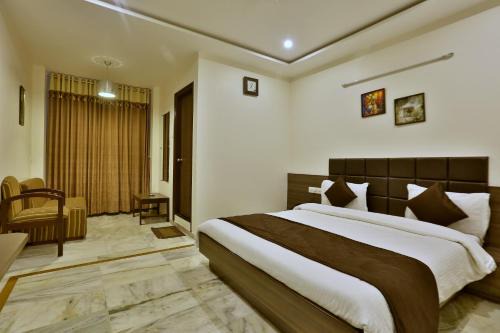 Ahmedabad City Centre Hotel | Hotel Kamran Palace