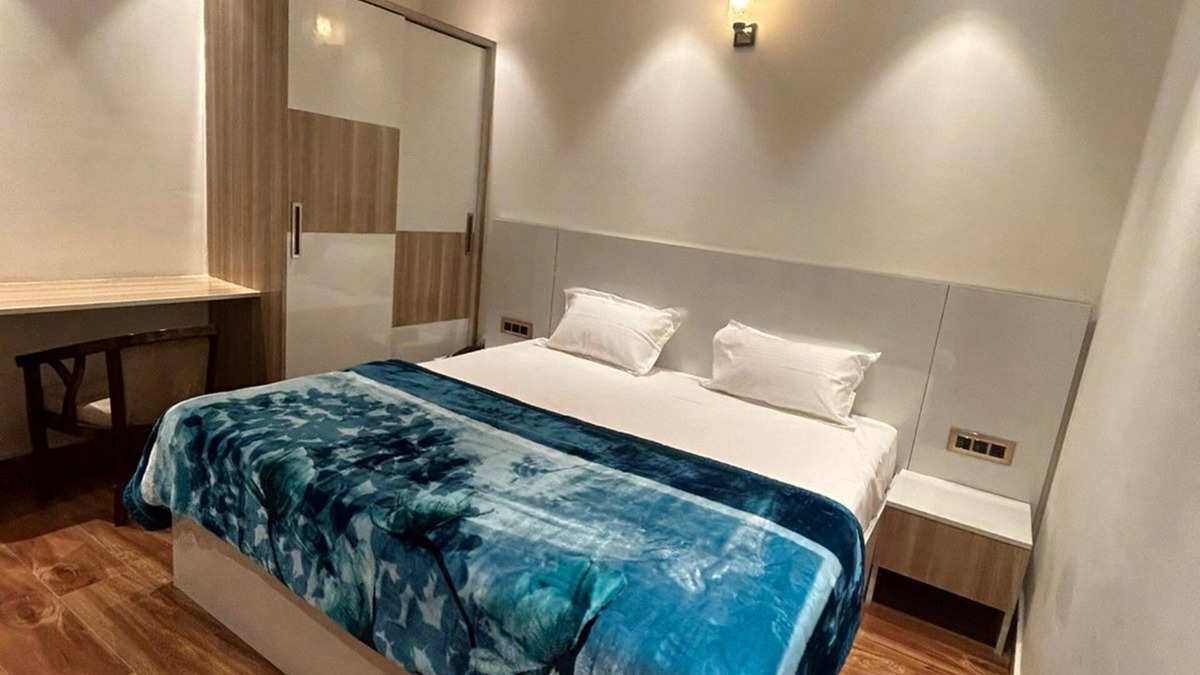 Kharar House | Hotel Katani Inn 3 Star Property Located at Manali to Chandigarh Highway.