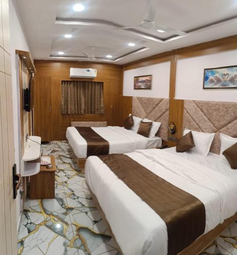 Navrangpura Hotel | Hotel kavya inn