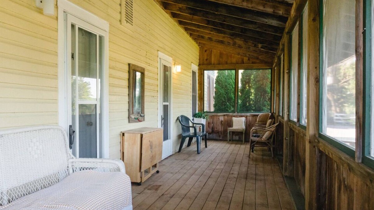 Jones Falls Hotel | Hotel Kenney Rideau