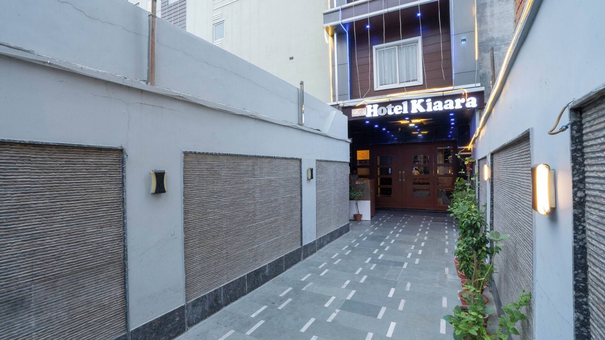 Varanasi Hotel | Hotel Kiaara