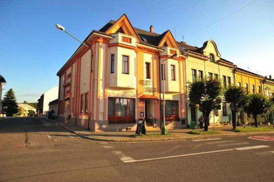 Vamberk Hotel | Hotel Krajka*