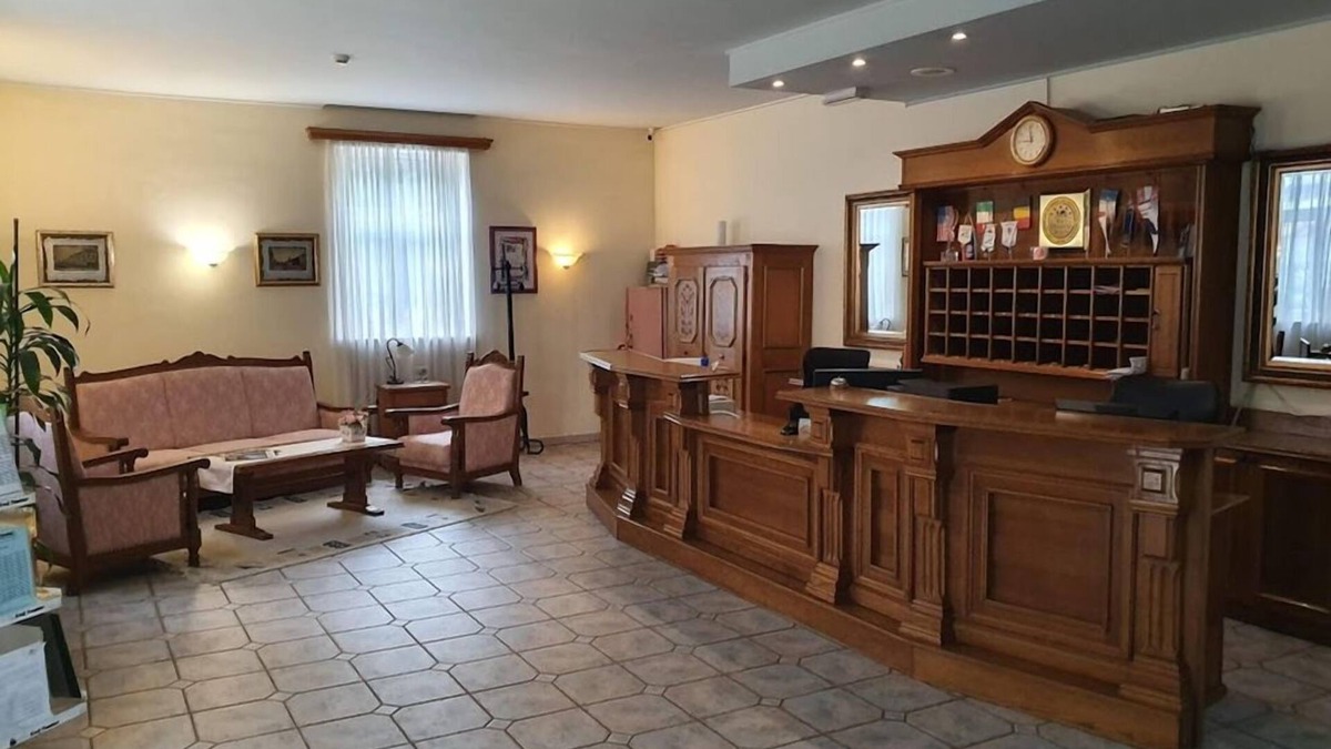 Nova Gradiska Hotel | Hotel Kralj Tomislav