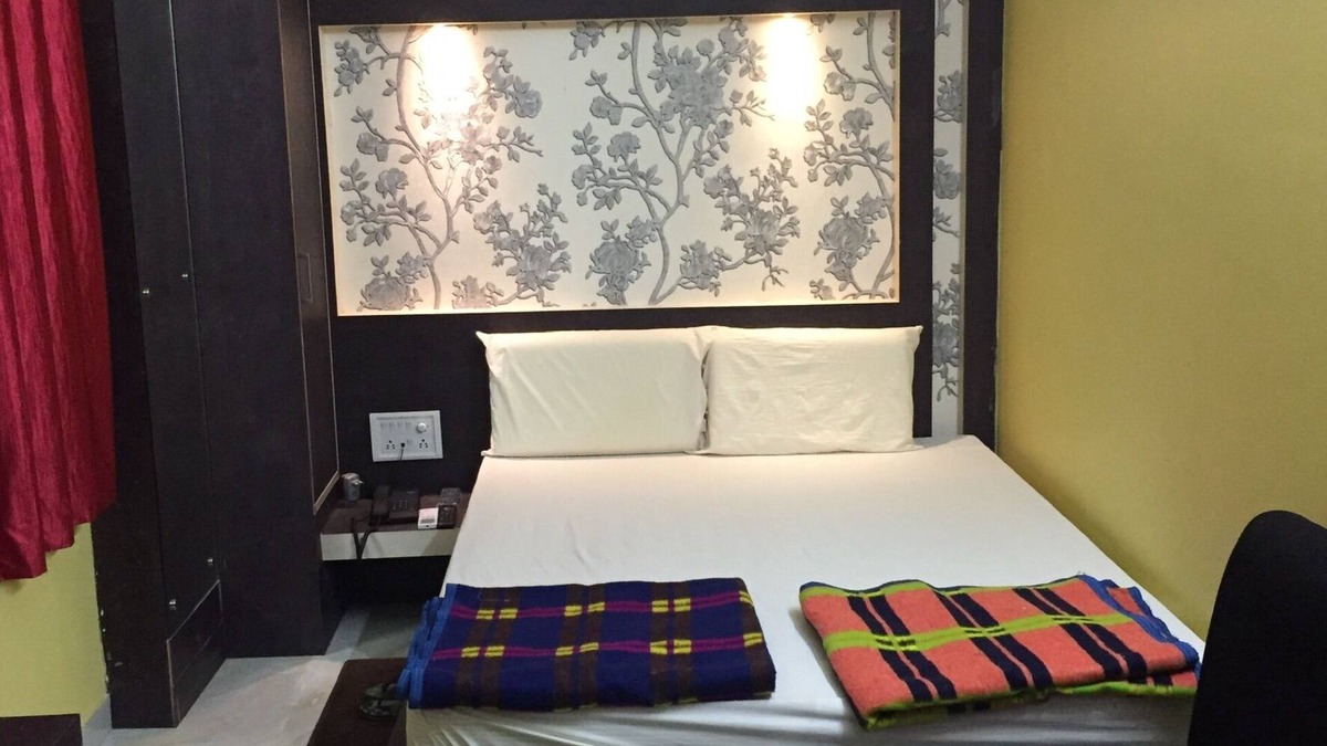 Lakhisarai Hotel | Hotel Krishna