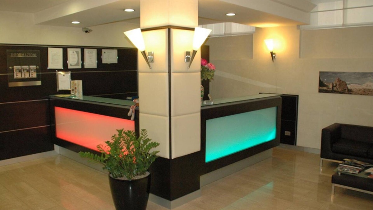 Corsico Hotel | Hotel Kristall