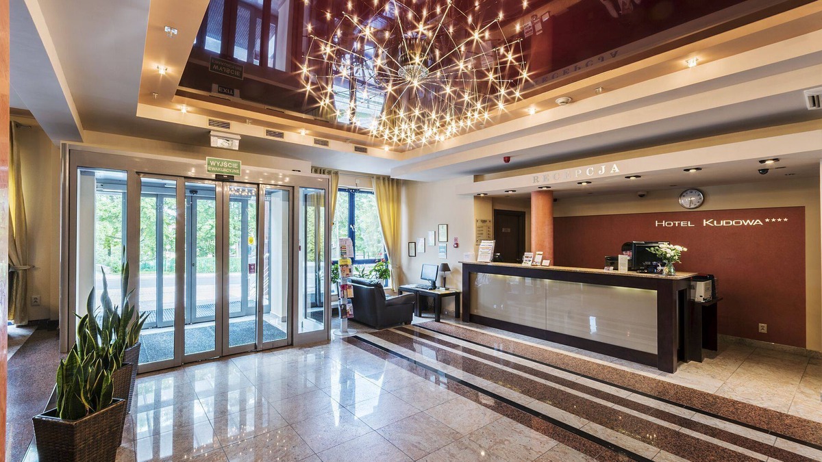 Kudowa Zdroj Hotel | Hotel Kudowa Manufaktura Relaksu