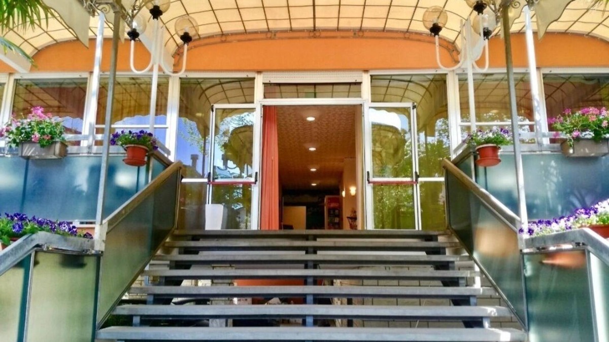 Cagnona Hotel | HOTEL KURSAAL ☆ Quadruple Room, Rich Breakfast Included