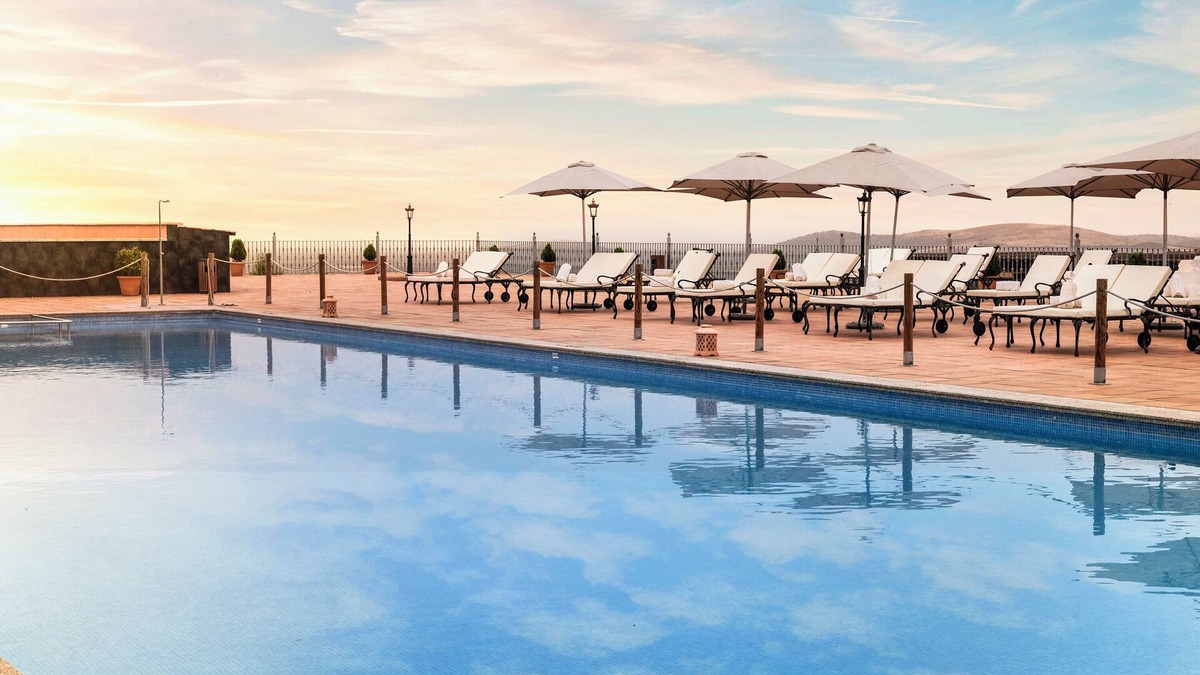 Torrenueva Hotel | Hotel La Caminera Club de Campo