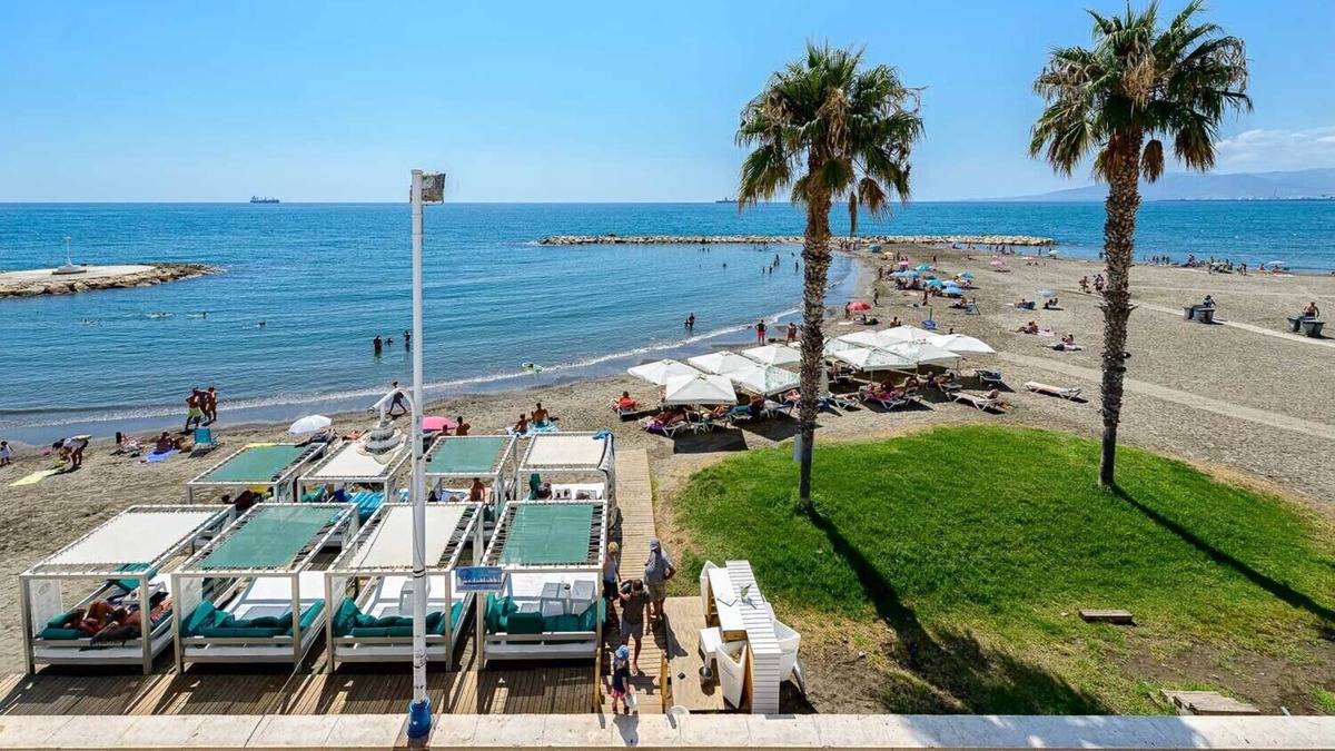 Malaga-Este Hotel | Hotel La Chancla