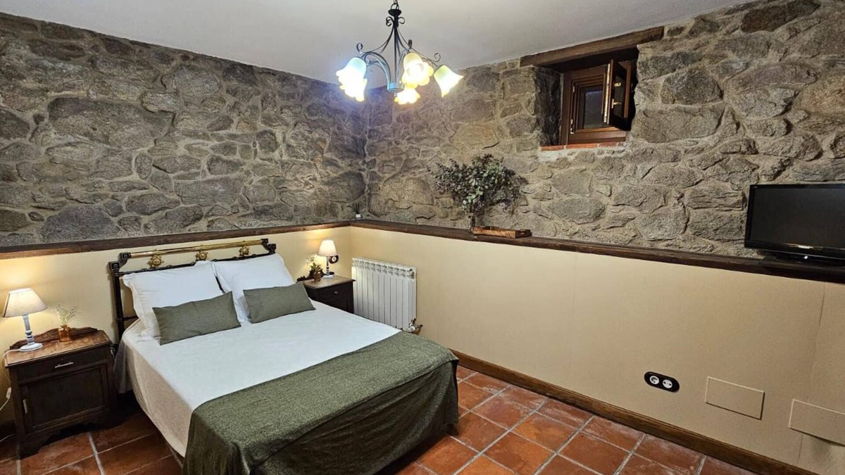 Ledesma Apartment | Hotel La Clerecía de Ledesma - Habitación J