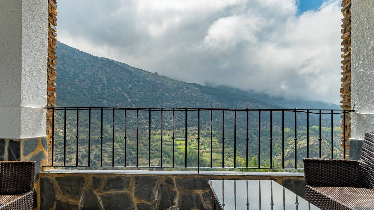 Trevelez Hotel | Hotel La Fragua II