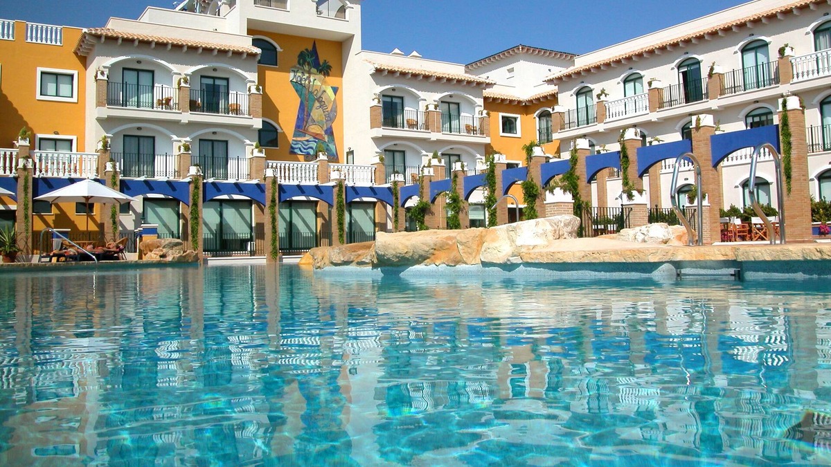 Quesada Hotel | Hotel La Laguna Spa And Golf