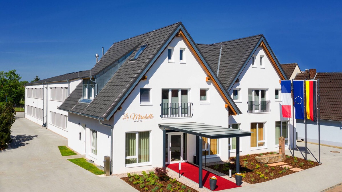 Rheinhausen Hotel | Hotel La Mirabelle