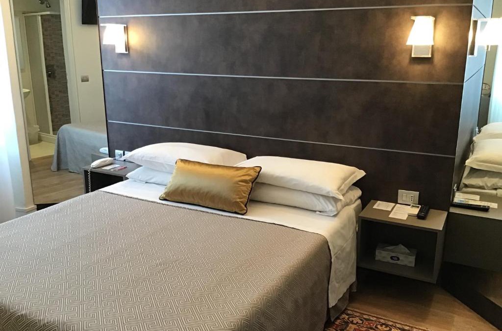 Gallarate Hotel | Hotel La Nuova Rotaia