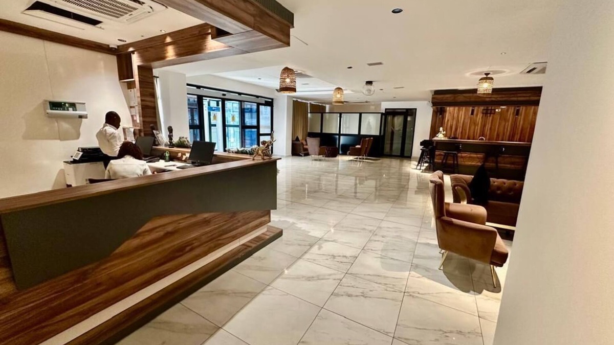 Koumassi Hotel | HOTEL LA PIVOINE