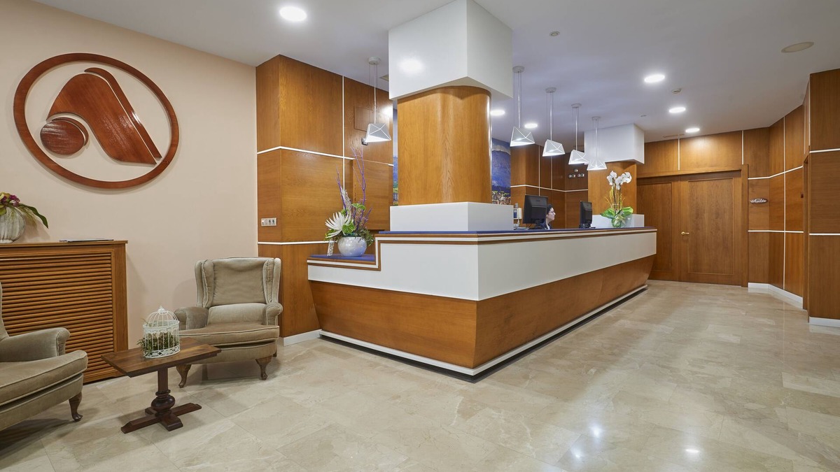 Aviles Hotel | Hotel La Serrana